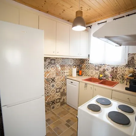 Althea - Cozy With Spacious Terrace Views Appartement