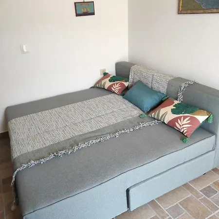 Apartament Althea - Cozy With Spacious Terrace Views Galatás