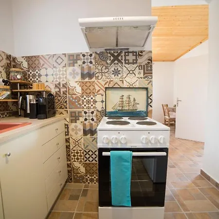 Appartement Althea - Cozy With Spacious Terrace Views Galatás