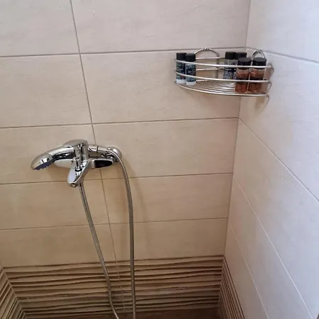 Althea - Cozy With Spacious Terrace Views Appartement Galatás