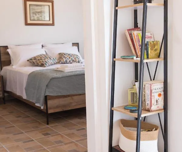 Althea - Cozy With Spacious Terrace Views * Galatás