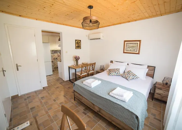 Apartmán Althea - Cozy With Spacious Terrace Views Galatás