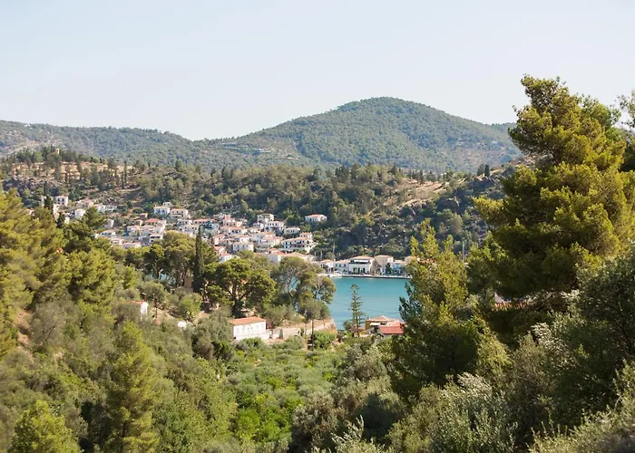 Althea - Cozy With Spacious Terrace Views Apartmán